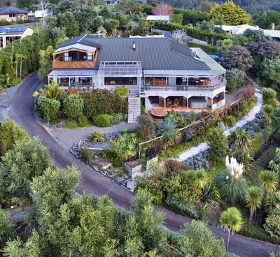 Sandspit Lodge