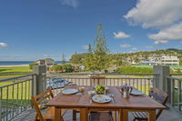 Sea Views Apartment - Onemana Apartment
