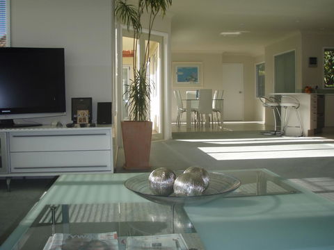 Seascape Villa B&B - Accommodation New Zealand 1