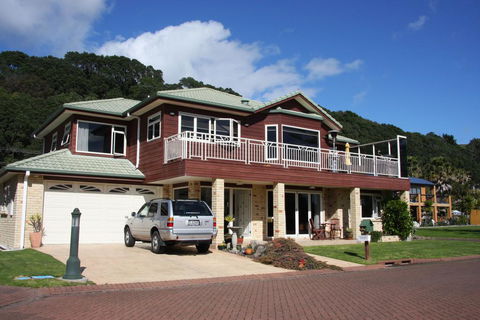 Seaview Bed And Breakfast - Accommodation New Zealand 0
