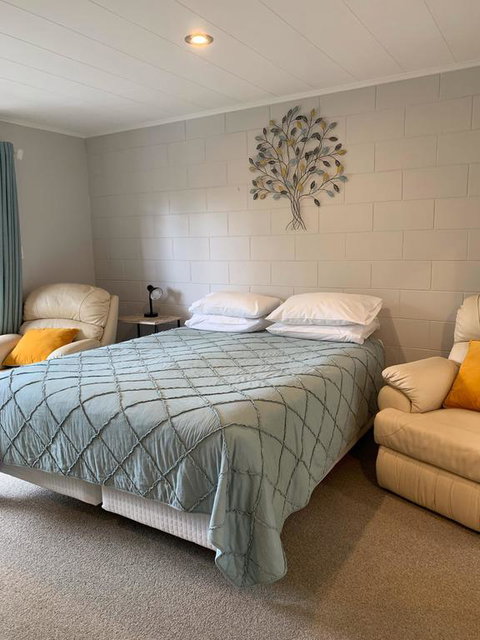 Shearwater On The Estuary - Accommodation New Zealand 3