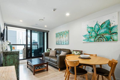 Sky Tower On Your Doorstep! Modern Two Bedroom