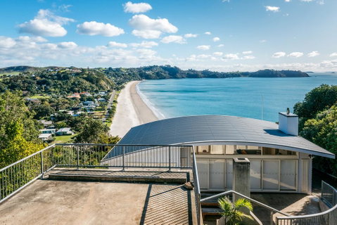 Spectacular Onetangi Beach - You've Got It Maid - Accommodation New Zealand 1
