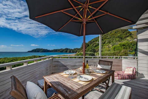 Spectacular Woolleys Bay - Matapouri Holiday Home - Accommodation New Zealand 0