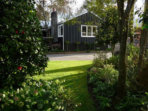 Sportsmans Lodge Turangi - Accommodation New Zealand 3