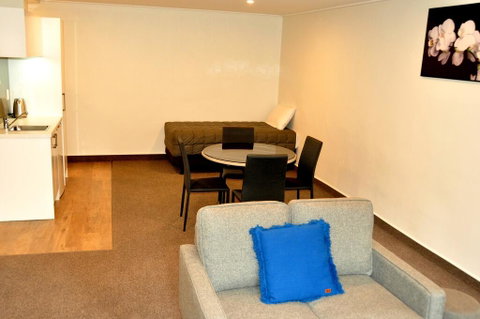 St James Apartments - Accommodation New Zealand 3