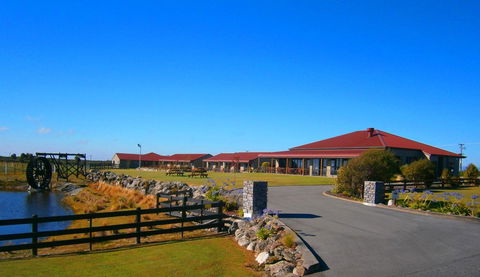 Stations Inn - Accommodation New Zealand 0