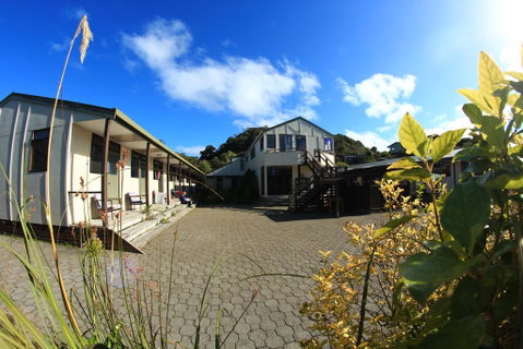 Stewart Island Backpackers - Accommodation New Zealand 0