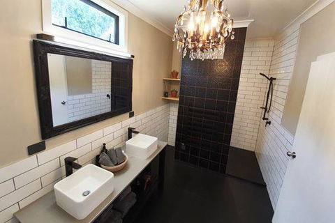 Sunny Brae Cottages - Accommodation New Zealand 0
