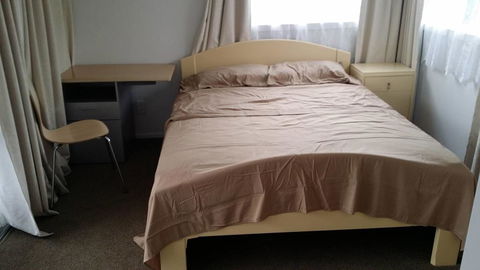 Sunny Room - Accommodation New Zealand 1