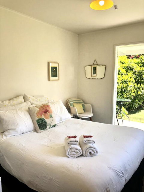 Sunny, Serene Studio @ Motueka - Accommodation New Zealand 3