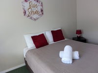 Sunshine Motel