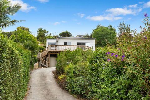 Surf Munro - Ngunguru Holiday Home - Accommodation New Zealand 0