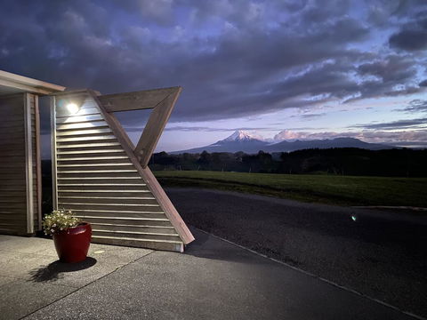 Taranaki Country Lodge - Accommodation New Zealand 2