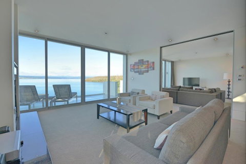 Taupo Penthouse - Accommodation New Zealand 1