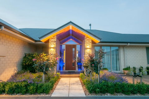 Tawny Hills B&B - Accommodation New Zealand 0
