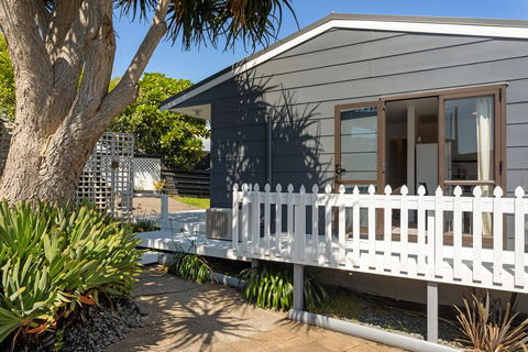 The Beach Hive Bach - Ohope Beach Holiday Home - Accommodation New Zealand 1