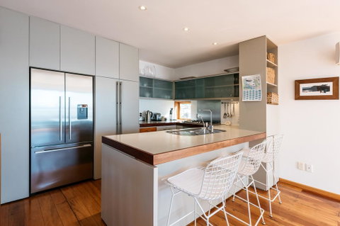 The Beach House - Oneroa Beach - Accommodation New Zealand 2