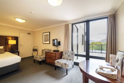 The Beacon - Luxe Studio Unit