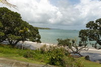The Blue Bach - Coopers Beach Holiday Home