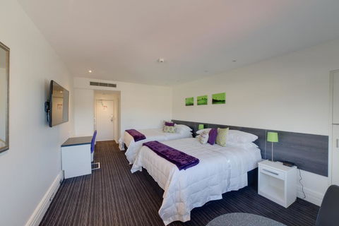 The Devon Hotel A Heritage Hotel - Accommodation New Zealand 1