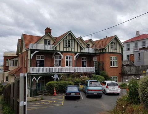 The Gables Hostel - Accommodation New Zealand 0