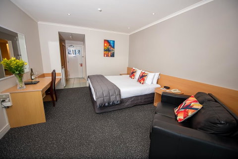 The Garden Hotel - Accommodation New Zealand 3
