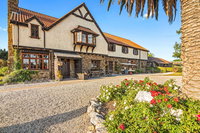 The Honest Lawyer Ascend Hotel Collection