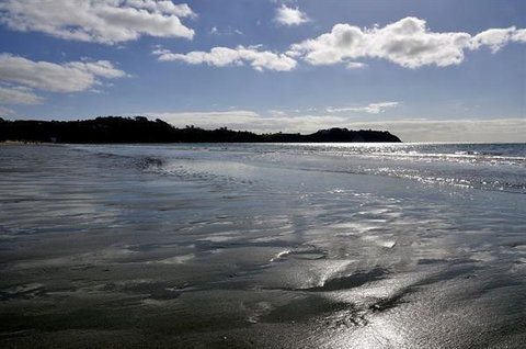 The House Of Plenty - Waiheke Holiday Home - Accommodation New Zealand 1