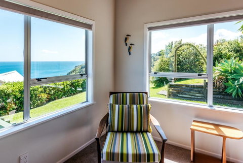 The Island Gem - Waiheke Holiday Home - Accommodation New Zealand 1