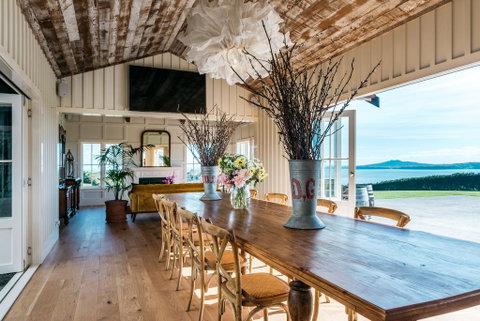 The Lodge At Mudbrick - Accommodation New Zealand 3