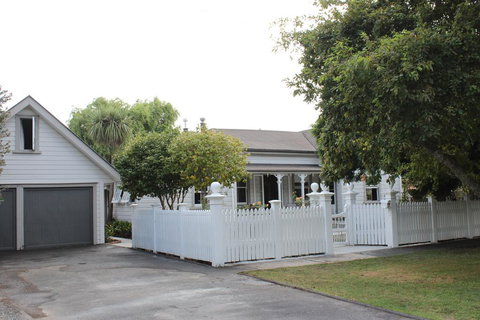 The Loft Guesthouse - Private Harbourside Oasis - Accommodation New Zealand 0