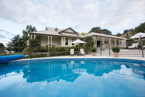 The Manse - Accommodation New Zealand 0