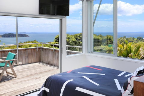 The Nikau Loft - Accommodation New Zealand 0