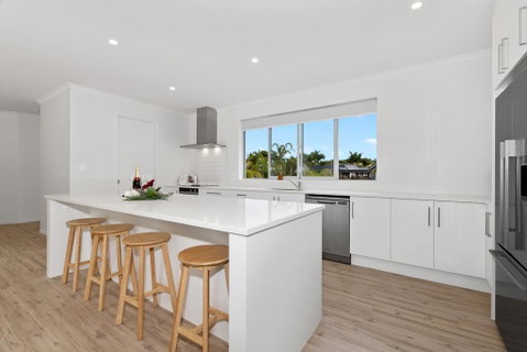 The Platinum Rendezvous - Matapouri Holiday Home - Accommodation New Zealand 1