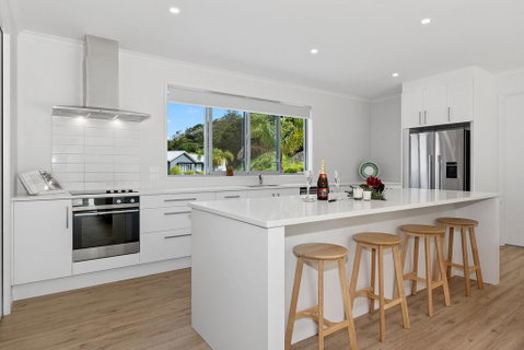 The Platinum Rendezvous - Matapouri Holiday Home - Accommodation New Zealand 3