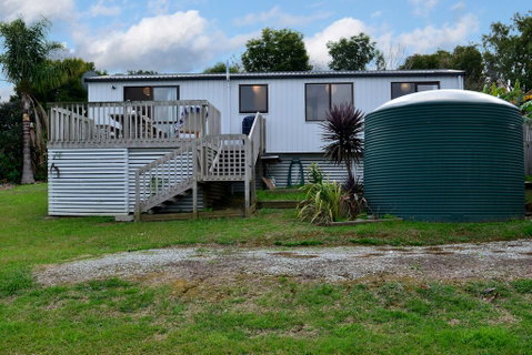 The Stowaway - Hihi Holiday Home - Accommodation New Zealand 0