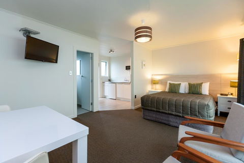 The Strand - Accommodation New Zealand 3