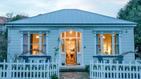 The Villa Akaroa - Akaroa Holiday Home
