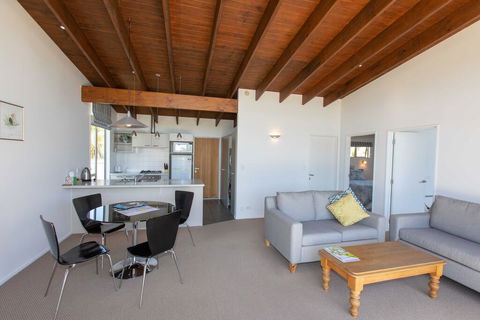 Three Rivers 2 Bedroom Cottage - Accommodation New Zealand 3