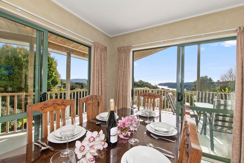 Tirairaka Lookout - Okiato Holiday Home - Accommodation New Zealand 2