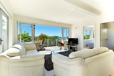 Tiri Cottage - Waiheke Unlimited - Accommodation New Zealand 1