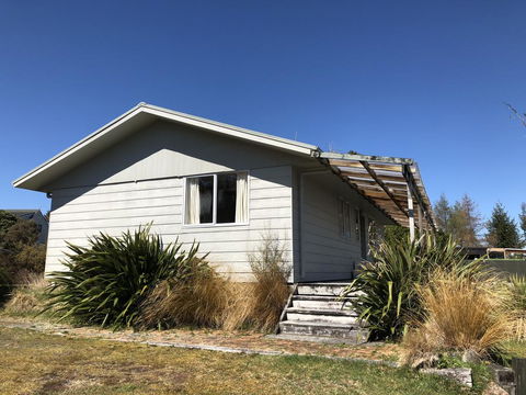 Tongariro Crossing Cottage And Crossing Transport - Accommodation New Zealand 2