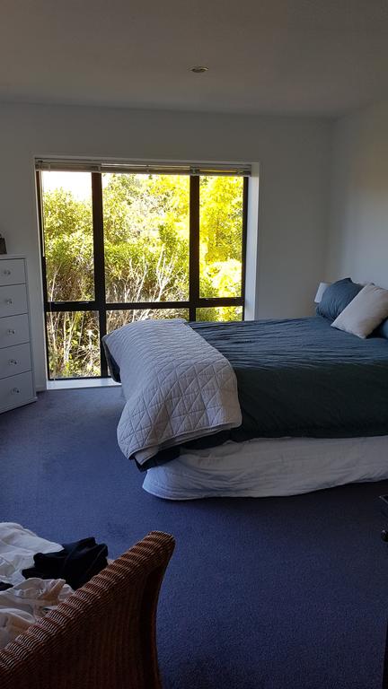 Tranquil Treehouse - Accommodation New Zealand 2