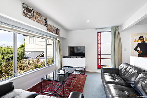 TrinketBox - Accommodation New Zealand 0