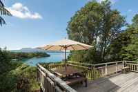 Trouts About - Lake Tarawera Holiday Home