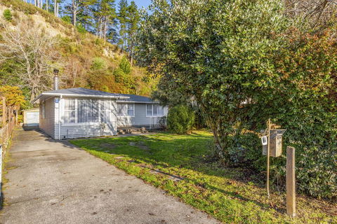 Turangi Breakaway - Turangi Holiday Home - Accommodation New Zealand 1