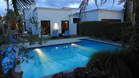 Tuscan Retreat Bed & Breakfast - Adults Only - Accommodation New Zealand 2