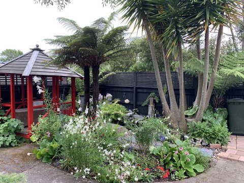 Twin Oaks Quiet Cottage - Accommodation New Zealand 3