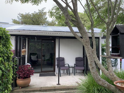 Twin Oaks Quiet Cottage - Accommodation New Zealand 2